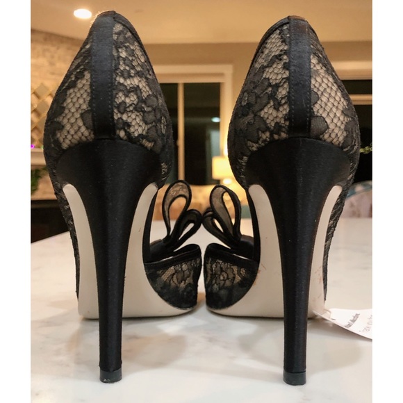 VALENTINO GARAVANI Black D’orsay Floral Lace Bow Peep Toe Satin Pumps SZ 36.5 - Picture 11 of 17